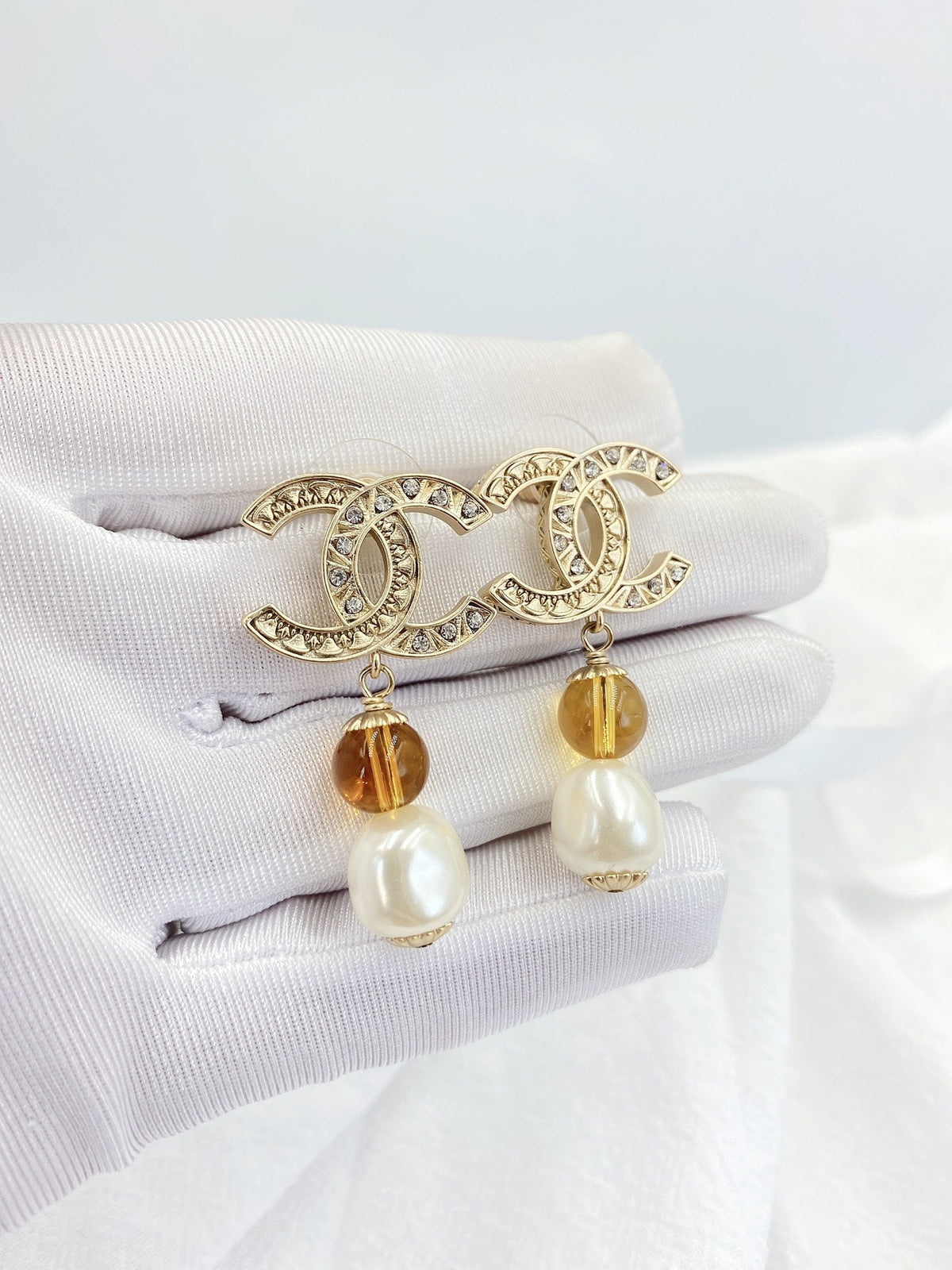 C h  earrings