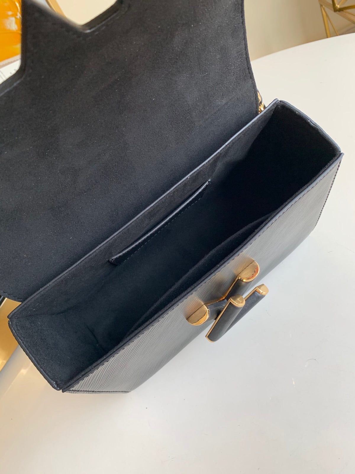 handbag in 3 colors